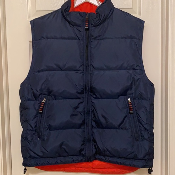 Men’s Gap Reversible Down Vest - Picture 2 of 7